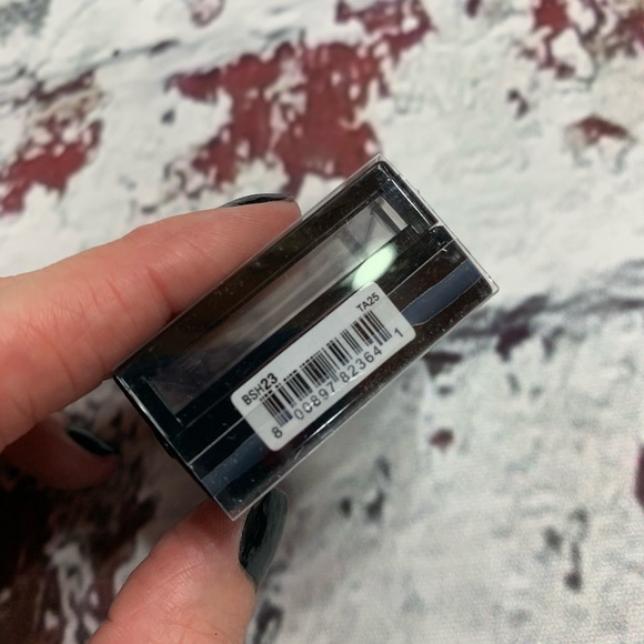 🆕 NYX Baked Eyeshadow - SHIRA - Picture 3 of 4